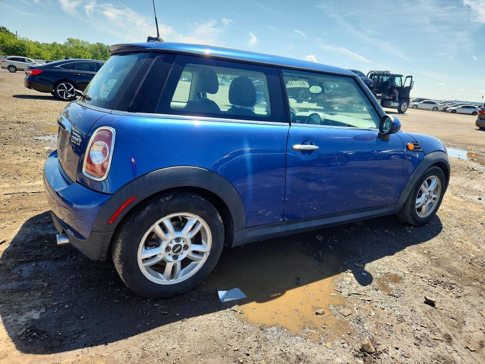2013 Mini Cooper VIN WMWSU3C55DT689279 COPART salvage auction — FRONT END, Pa - Certificate Of Salvage, sold $400 on 2026-08-11 (photo 3)