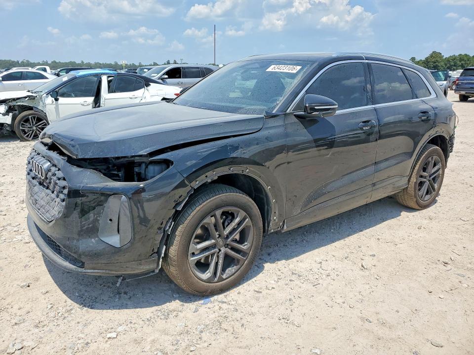 2026 Audi Q5 VIN WA11AAGU6T2019526 — COPART salvage auction photo
