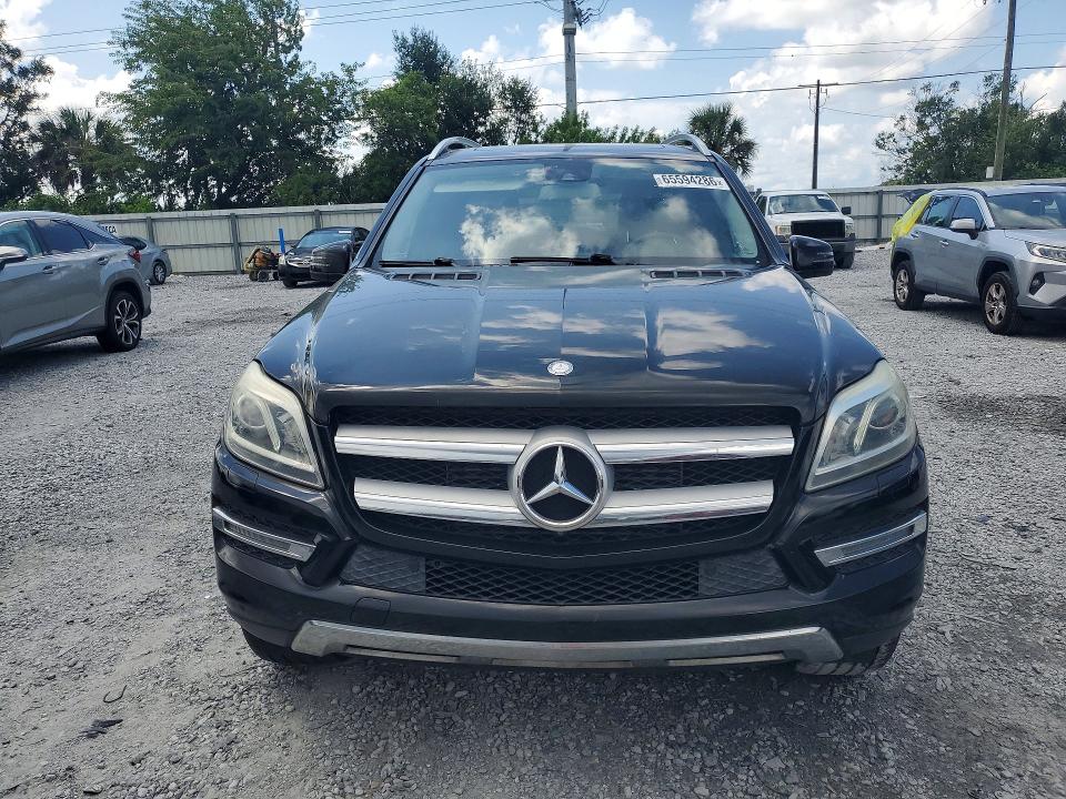 2016 Mercedes-benz VIN 4JGDF2EE5GA700595 COPART salvage auction — MINOR DENT/SCRATCHES, Fl - Certificate Of Title, sold $8,700 on 2026-08-27 (photo 5)