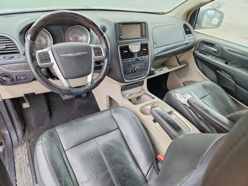 2012 Chrysler Town & country VIN 2C4RC1GG5CR107014 COPART salvage auction — BURN, On - Permit Rebuilt - Unfit, sold $400 on 2026-09-10 (photo 8)
