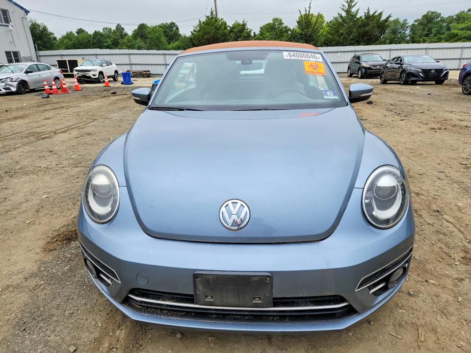 2019 Volkswagen Beetle VIN 3VW5DAAT4KM512219 COPART salvage auction — NORMAL WEAR, Salvage Title, sold $9,800 on 2026-08-12 (photo 5)
