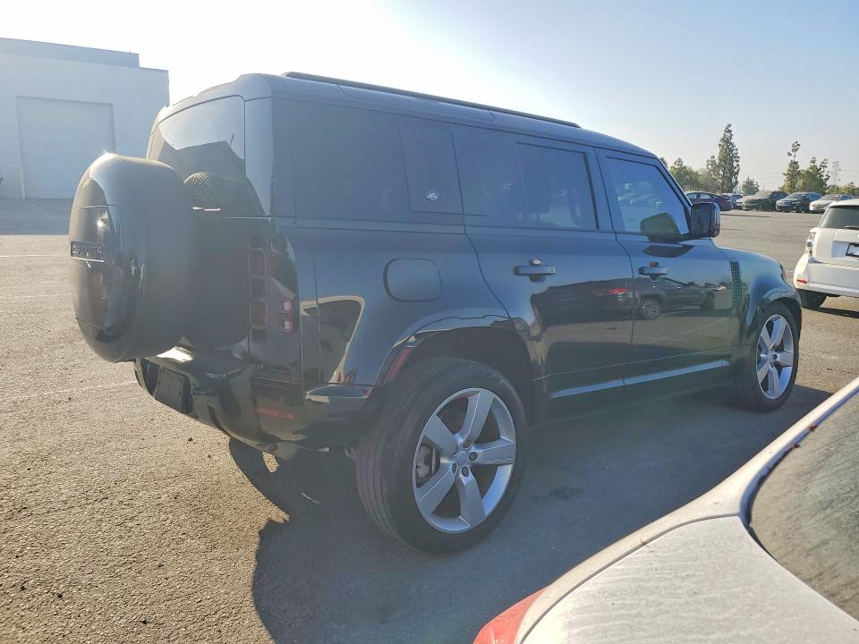 2024 Land rover Defender VIN SALE27EU3R2264134 COPART salvage auction — FRONT END, CA - SALVAGE CERTIFICATE, sold $36,750 on 2026-09-17 (photo 3)