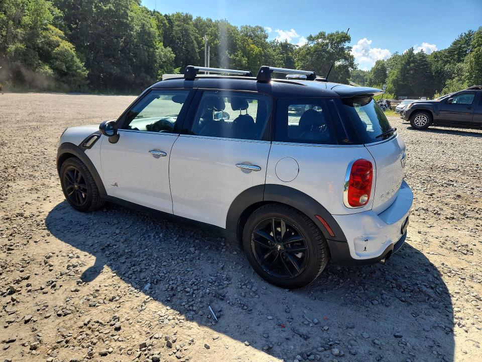 2013 Mini Cooper VIN WMWZC5C58DWP33738 COPART salvage auction — NORMAL WEAR, Ma - Certificate Of Title (P), sold $2,400 on 2026-09-14 (photo 2)