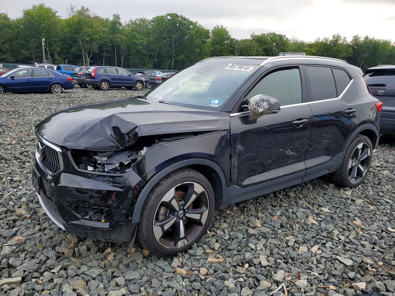 2019 Volvo XC40 VIN YV4162UL8K2072796 — COPART salvage auction photo