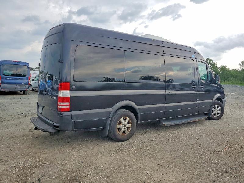 2016 Mercedes-benz Sprinter VIN 8BRPE8CD8GE120542 COPART salvage auction — MINOR DENT/SCRATCHES, VA - CERTIFICATE OF TITLE (P), sold $11,500 on 2026-10-23 (photo 4)
