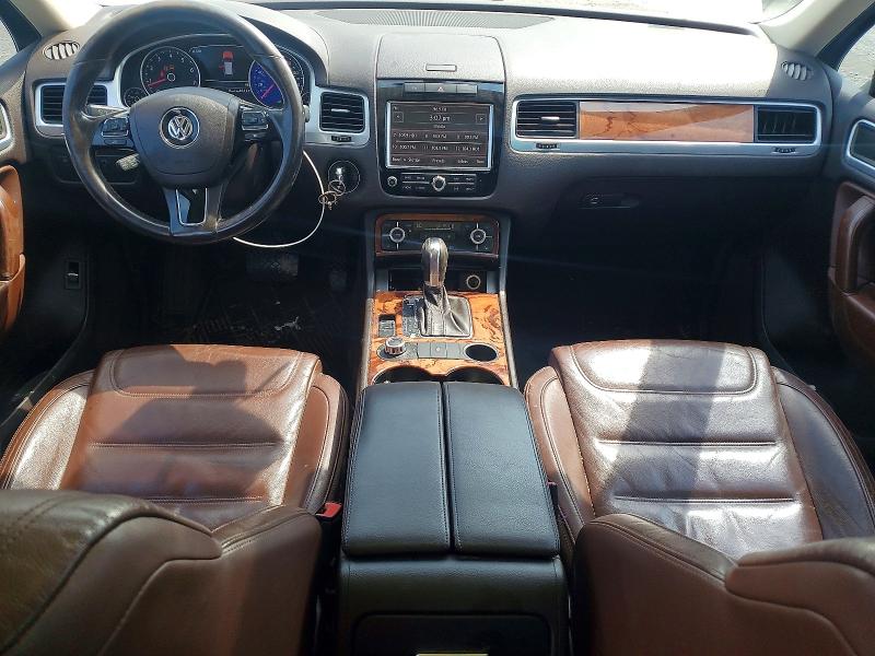 2012 Volkswagen Touareg VIN WVGFF9BP3CD003135 COPART salvage auction — FRONT END, Ks - Dealer Only Clean Title, sold $500 on 2026-08-13 (photo 8)