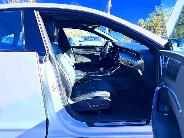 2021 Audi A7 VIN WAUVPBF22MN083202 COPART salvage auction — MINOR DENT/SCRATCHES, Salvage Title, sold $19,900 on 2026-09-17 (photo 5)