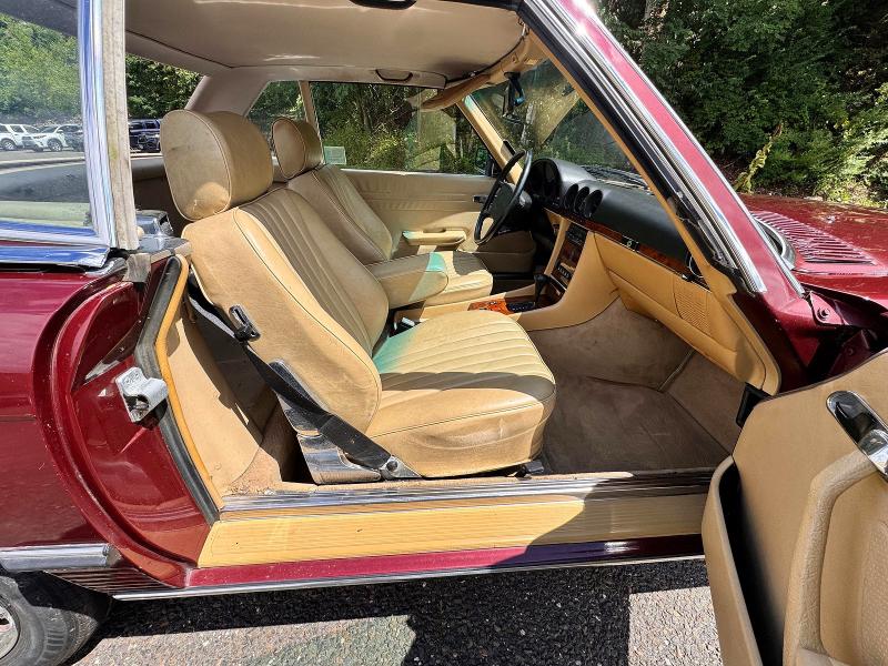 1987 Mercedes-benz 560 VIN WDBBA48D6HA062625 COPART salvage auction — NORMAL WEAR, CT - CERTIFICATE OF TITLE (P), sold $8,000 on 2026-09-02 (photo 5)