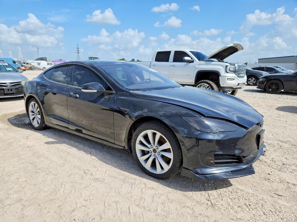 2016 Tesla Model s VIN 5YJSA1E10GF144320 COPART salvage auction — FRONT END, Tx - Certificate Of Title, sold $4,600 on 2026-09-11 (photo 4)