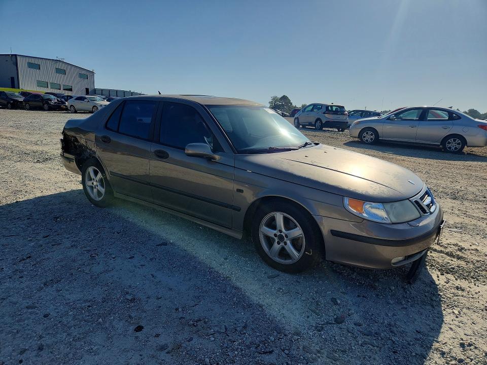 2004 Saab 9-5 VIN YS3ED49A443501547 COPART salvage auction — SIDE, Sc - Cert Of Title-Salvage, sold $325 on 2026-09-16 (photo 4)