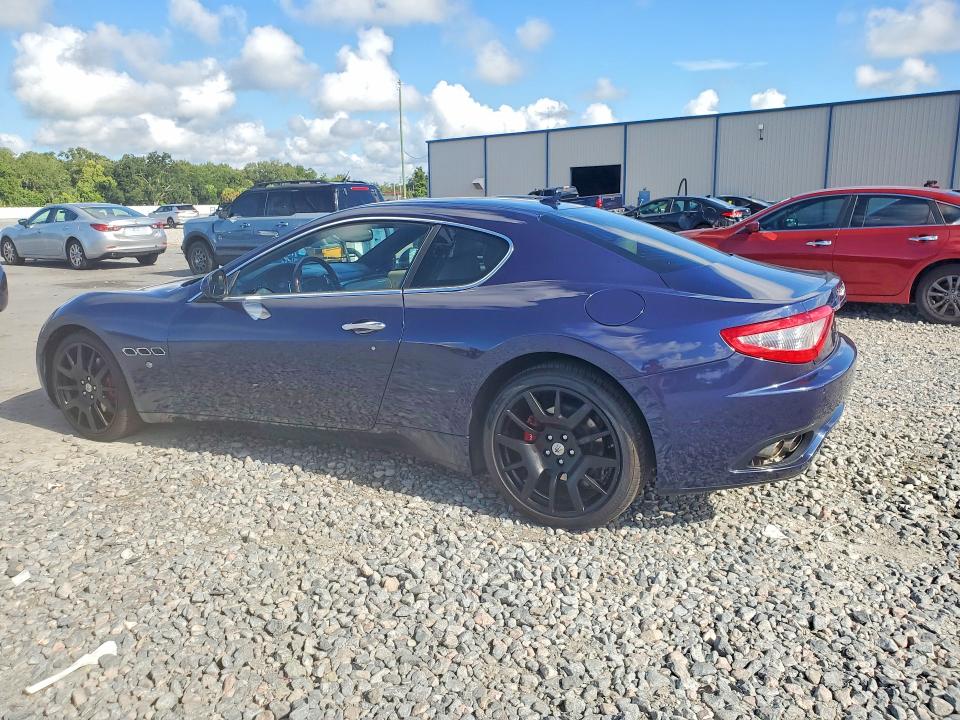 2010 Maserati Granturismo VIN ZAM45GLA1A0050497 COPART salvage auction — MINOR DENT/SCRATCHES, FL - CERTIFICATE OF TITLE, sold $0 on 2026-09-10 (photo 2)