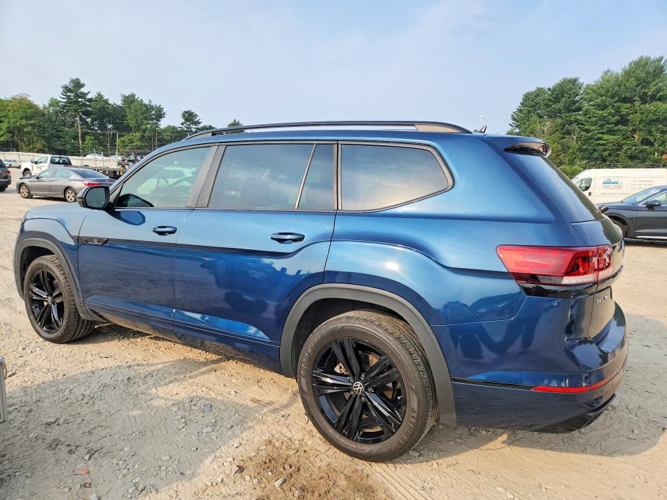 2023 Volkswagen Atlas VIN 1V2SR2CA0PC544732 COPART salvage auction — MINOR DENT/SCRATCHES, Ma - Cert Of Title-Reconstrctd Coll, sold $44,688 on 2026-08-19 (photo 2)
