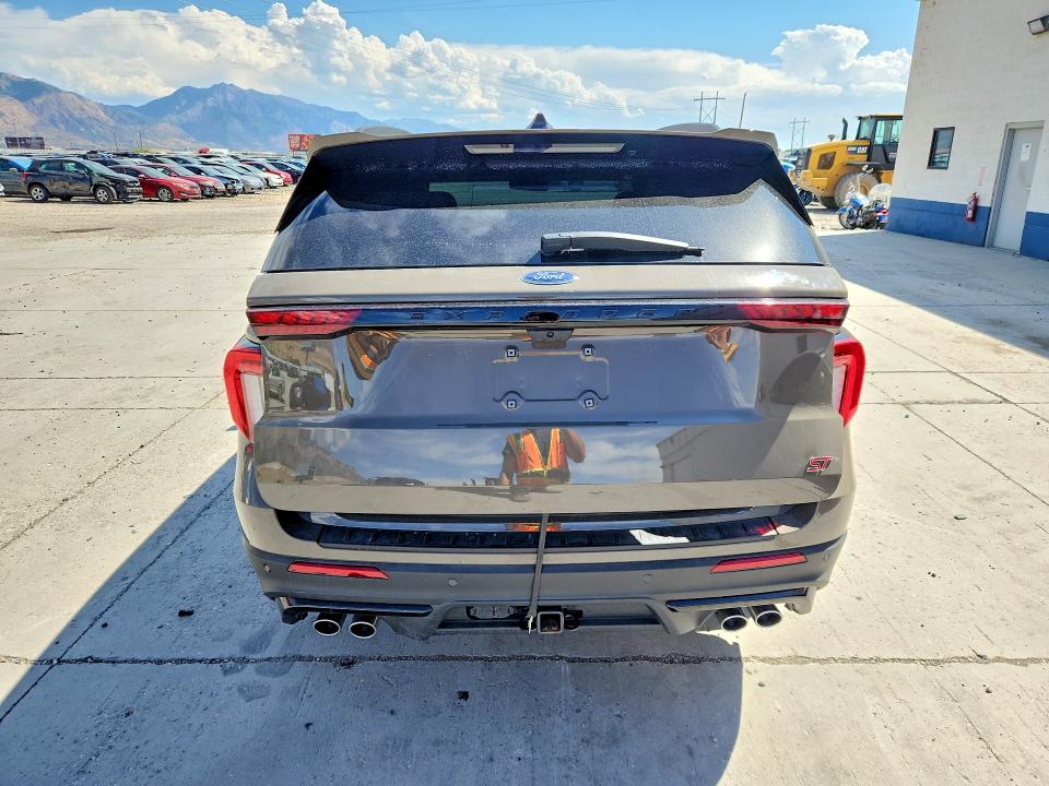 2026 Ford Explorer VIN 1FMWK8GC2TGA47332 COPART salvage auction — STRIPPED, Ut - Salvage Certificate, sold $25,000 on 2026-09-14 (photo 6)