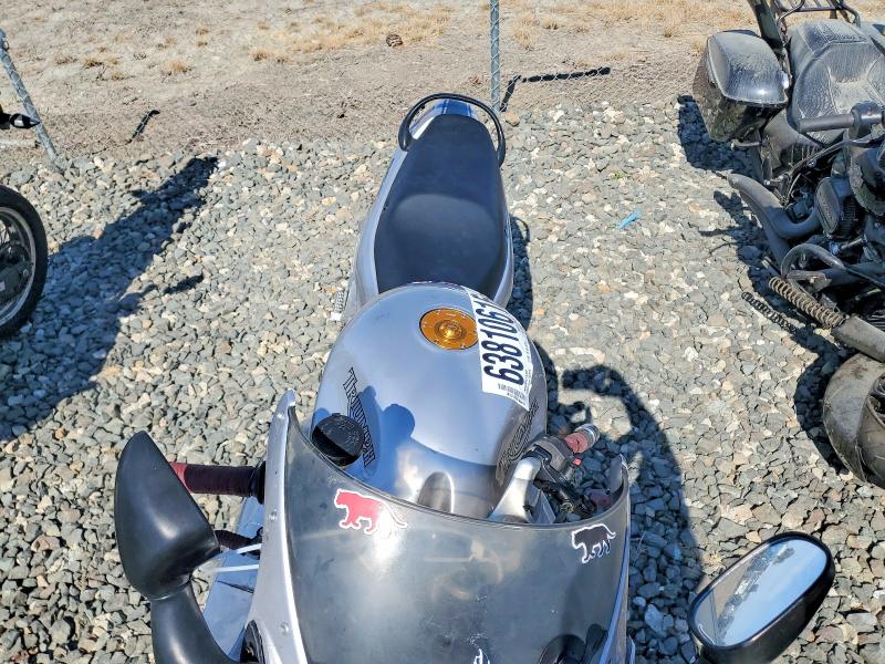 2003 Triumph motorcycle Sprint st VIN SMT600FV73J168585 COPART salvage auction — FRONT END, CA - SALVAGE CERTIFICATE, sold $10 on 2026-09-03 (photo 5)