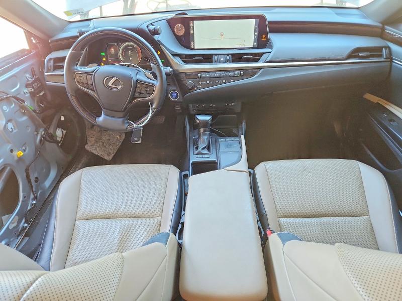 2019 Lexus ES VIN JTHB21B11K2004580 COPART salvage auction — FRONT END, CA - SALVAGE CERTIFICATE, sold $10,800 on 2026-08-24 (photo 8)