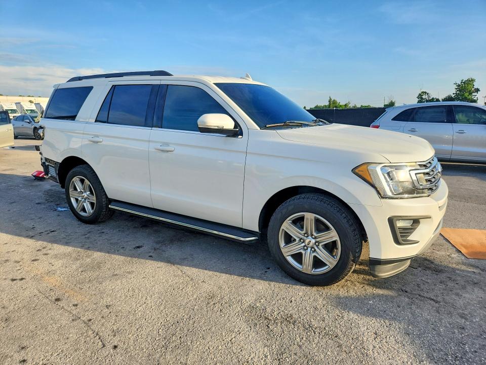 2020 Ford Expedition VIN 1FMJU1HTXLEA13323 COPART salvage auction — REAR END, FL - CERT OF TITLE SLVG REBUILDABLE, sold $6,800 on 2026-08-23 (photo 4)