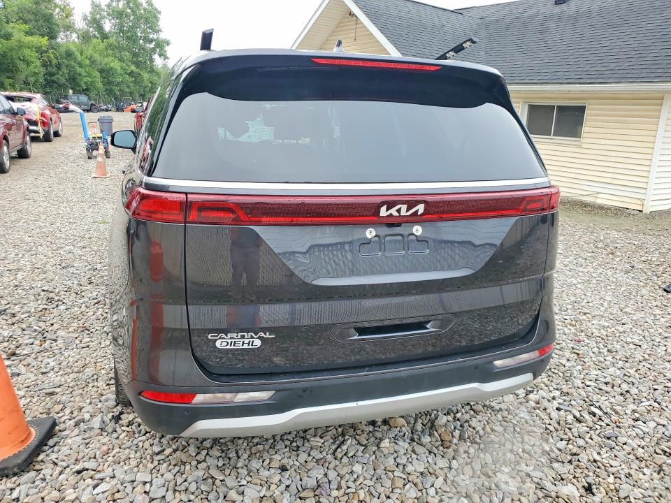 2024 Kia Carnival VIN KNDNC5H38R6425114 COPART salvage auction — ROOF, Salvage Title, sold $10,600 on 2026-08-19 (photo 6)