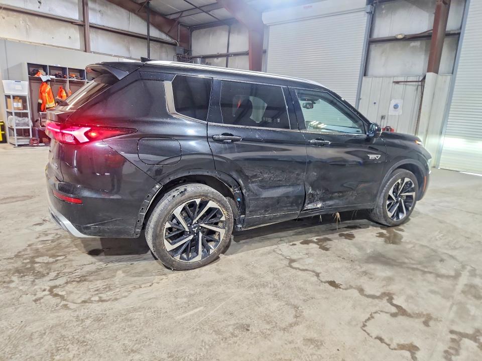 2025 Mitsubishi Outlander VIN JA4T5WA99SZ047275 COPART salvage auction — SIDE, RI - CERTIFICATE OF TITLE, sold $20,500 on 2026-08-19 (photo 3)