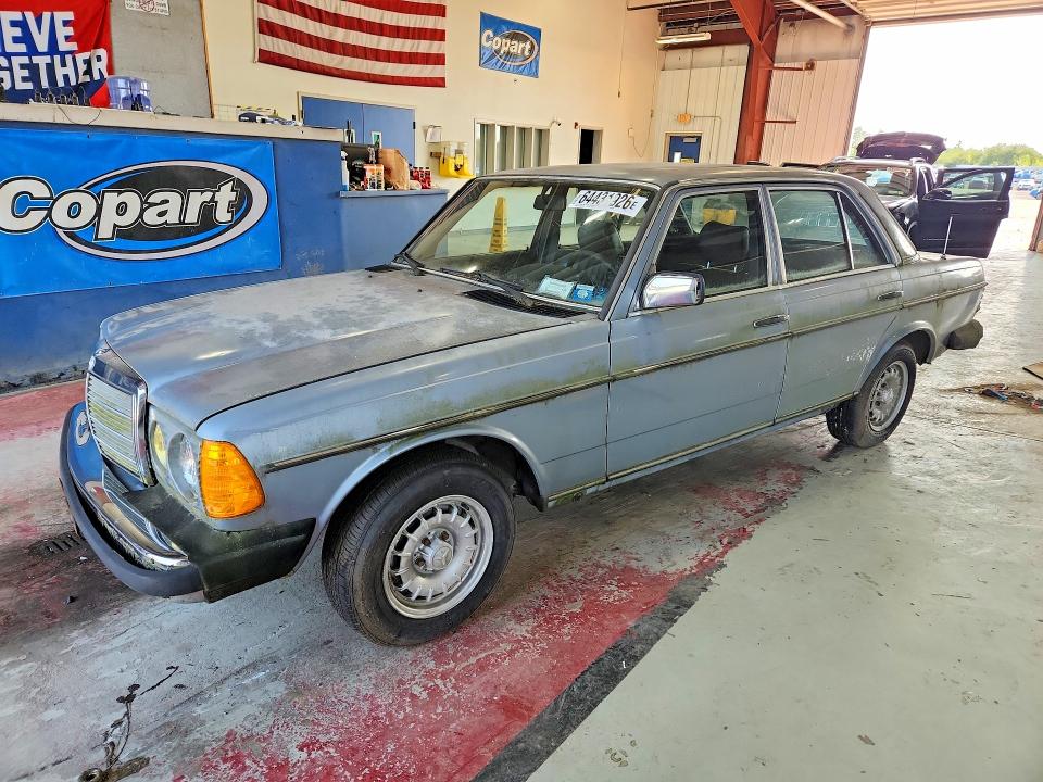 1983 Mercedes-benz VIN WDBAB33A3DB027576 COPART salvage auction — MECHANICAL, Ny - Certificate Of Title, sold $1,700 on 2026-08-31 (photo 1)