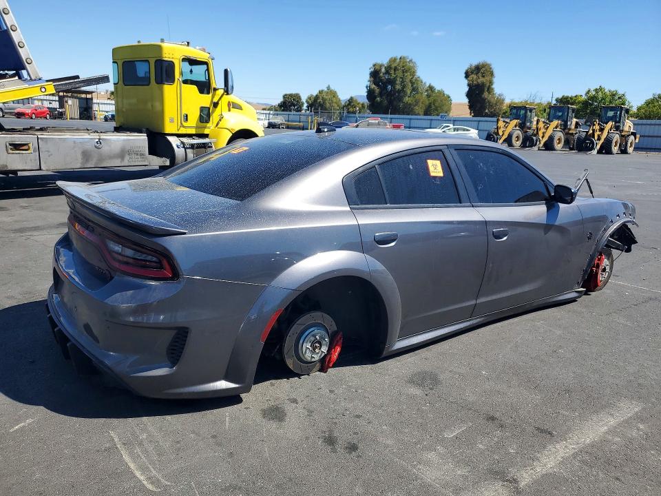 2022 Dodge Charger VIN 2C3CDXL9XNH102725 COPART salvage auction — VANDALISM, CA - SALVAGE CERTIFICATE, sold $31,750 on 2026-09-14 (photo 3)