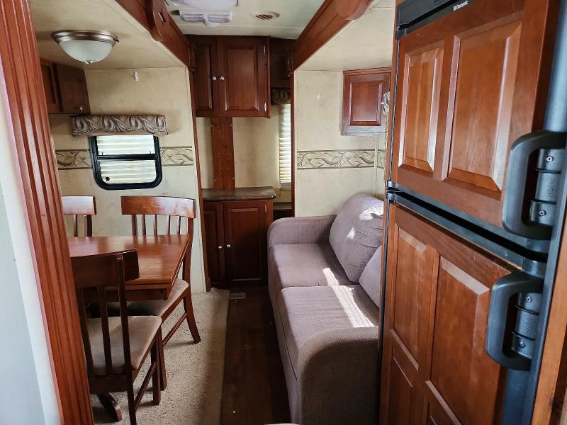 2014 Flagstaff Flt27rlws VIN 4X4TFLC28ED125929 COPART salvage auction — UNDERCARRIAGE, IL - SALVAGE CERTIFICATE, sold $1,200 on 2026-09-17 (photo 6)
