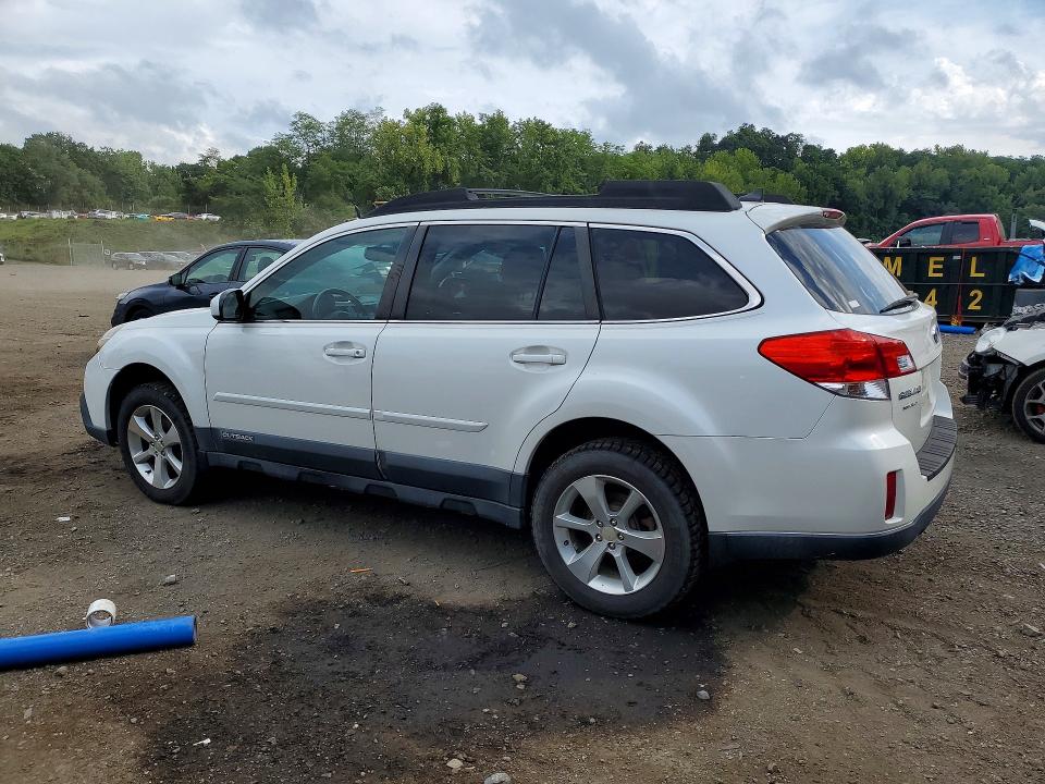 2013 Subaru Outback VIN 4S4BRCLC4D3289566 COPART salvage auction — MINOR DENT/SCRATCHES, NY - CERTIFICATE OF TITLE, sold $0 on 2026-09-29 (photo 2)