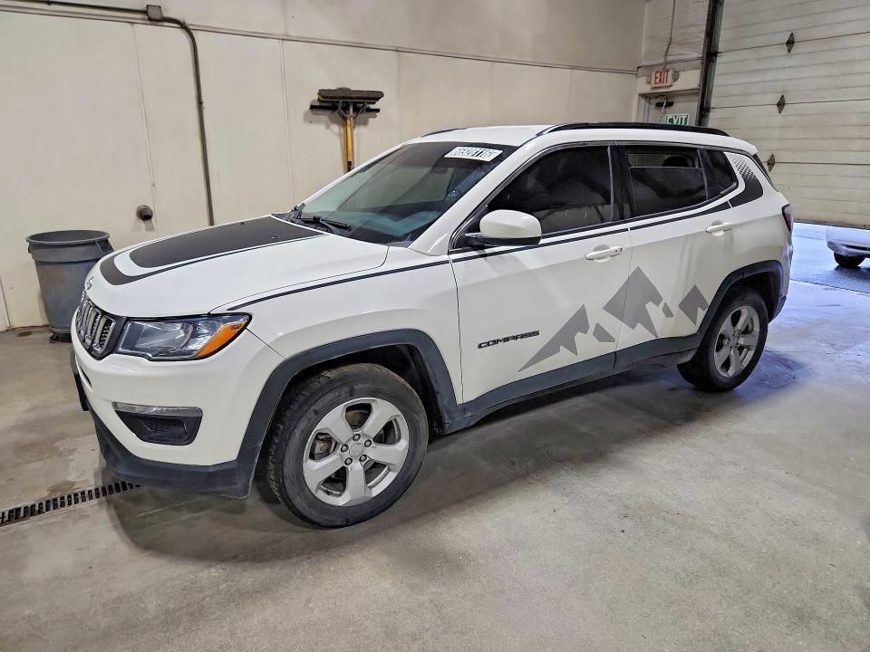 2019 Jeep Compass VIN 3C4NJDBB0KT723457 — COPART salvage auction photo