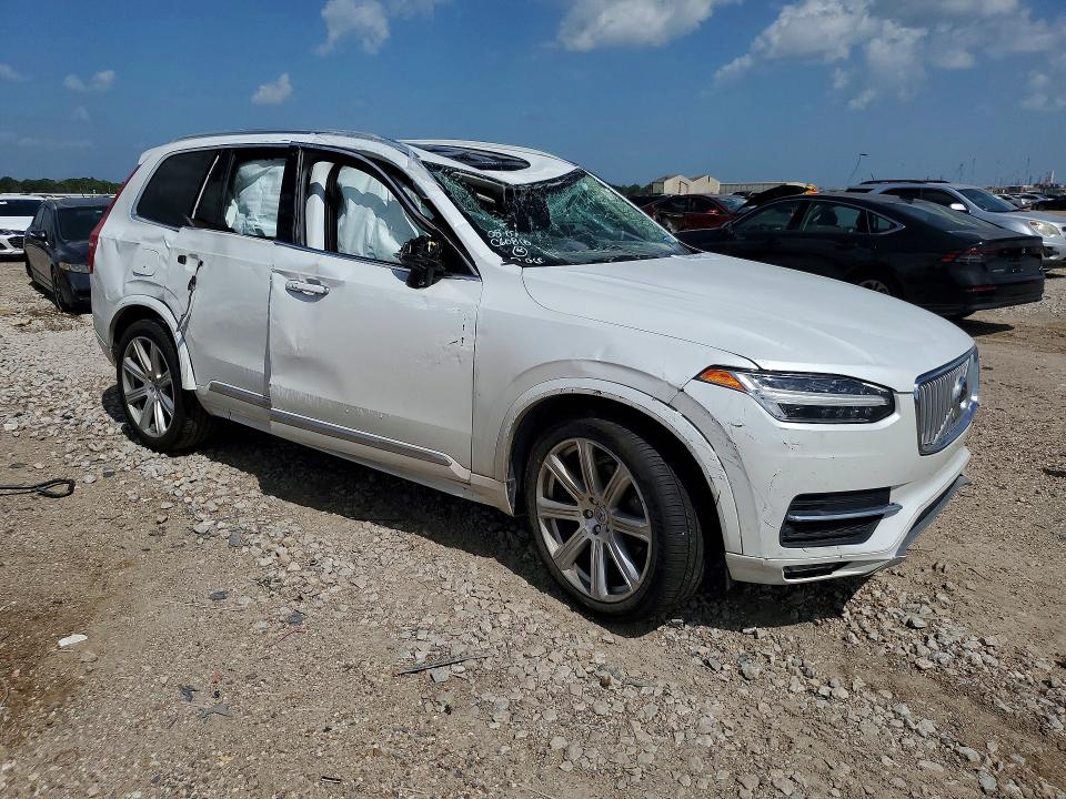 2019 Volvo Xc90 VIN YV4A22PL0K1515830 COPART salvage auction — ROLLOVER, Tx - Salvage Vehicle Title, sold $2,300 on 2026-08-27 (photo 4)
