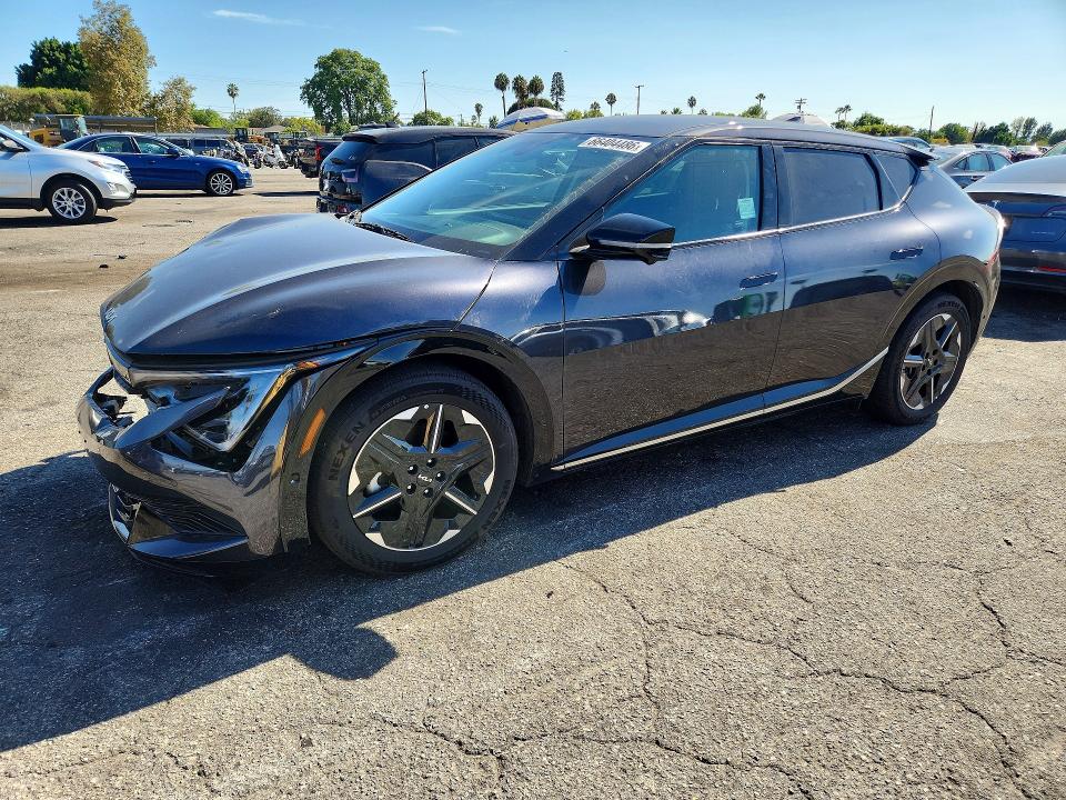 2025 Kia Ev6 VIN 5XYC34JA0SG011080 COPART salvage auction — FRONT END, Salvage Title, sold $16,300 on 2026-10-09 (photo 1)
