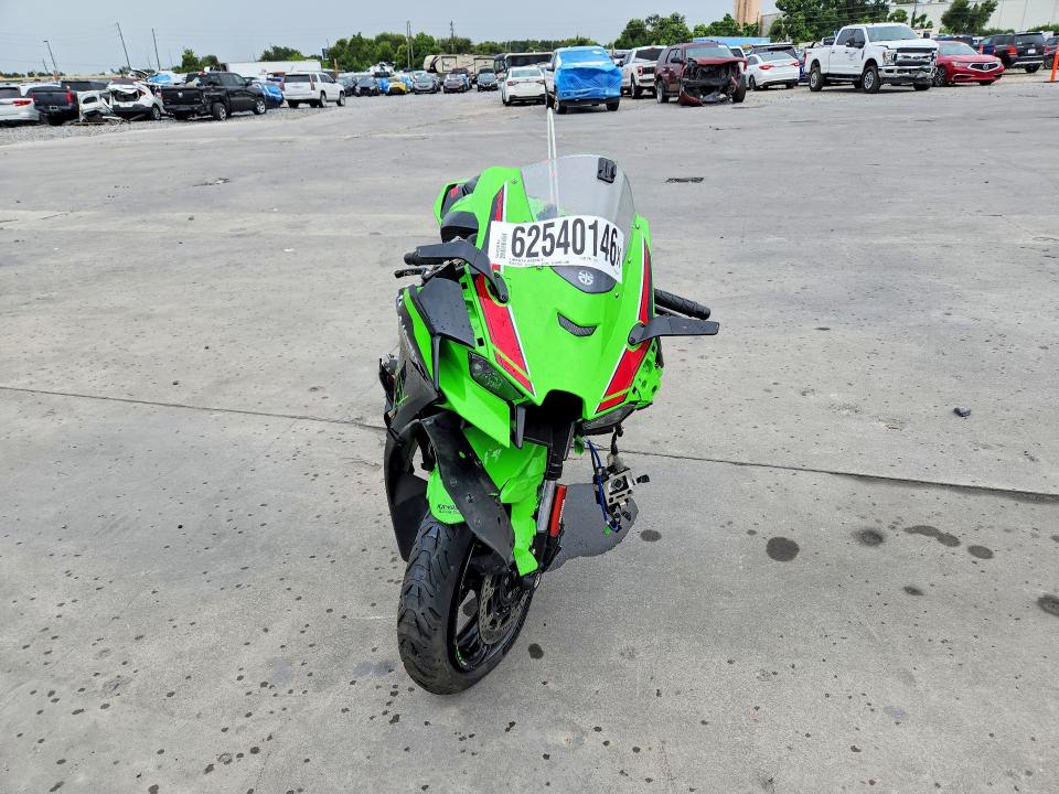 2024 Kawasaki VIN JKBZXVM13RA007444 COPART salvage auction — FRONT END, FL - CERTIFICATE OF DESTRUCTION, sold $1,800 on 2026-10-05 (photo 2)