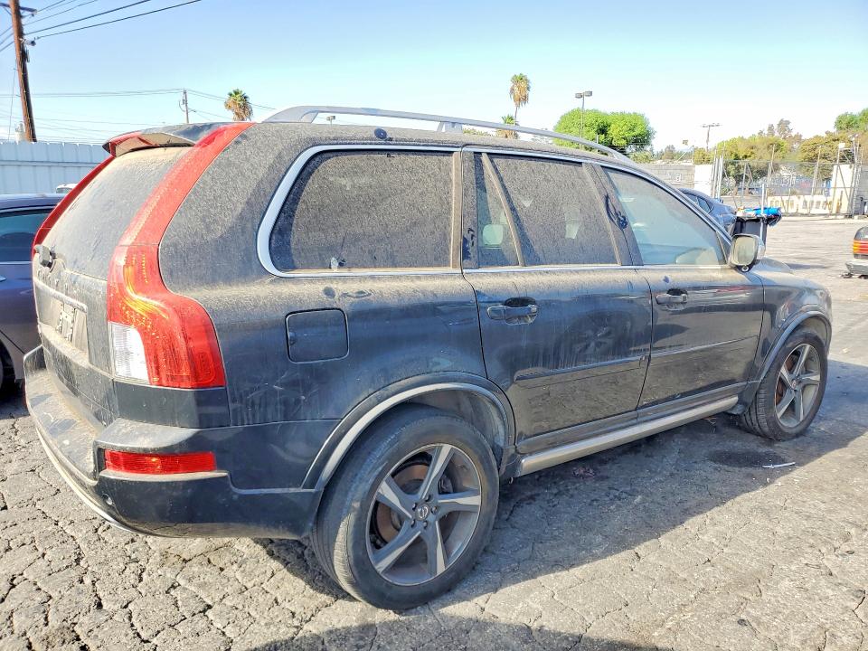2013 Volvo Xc90 VIN YV4952CF5D1665199 COPART salvage auction — MINOR DENT/SCRATCHES, Ca - Dis/Dlr/Exp Only Clean Title, sold $1,100 on 2026-08-20 (photo 3)