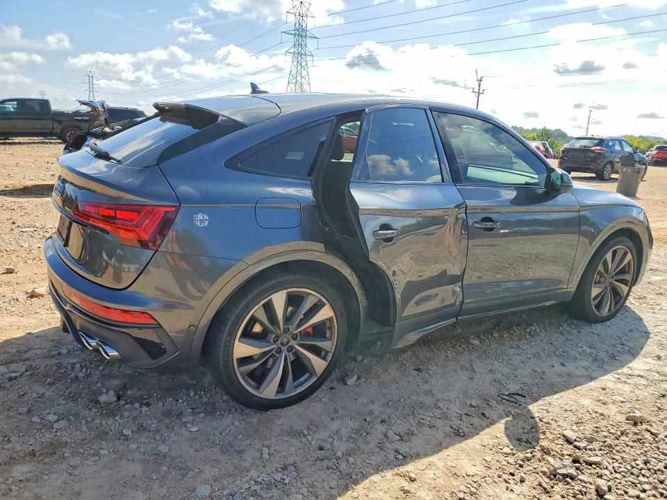 2021 Audi Sq5 VIN WA134BFY7M2070710 COPART salvage auction — SIDE, Nc - Salvage Certificate Of Title, sold $25,250 on 2026-09-04 (photo 3)