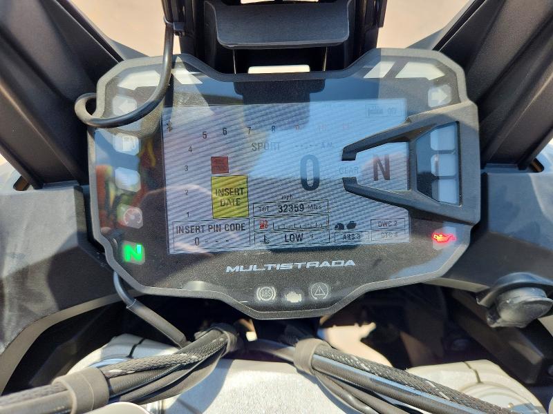 2017 Ducati Multistrada VIN ZDM12BWW7HB018084 COPART salvage auction — MINOR DENT/SCRATCHES, AZ - CERTIFICATE OF TITLE, sold $3,600 on 2026-08-13 (photo 7)