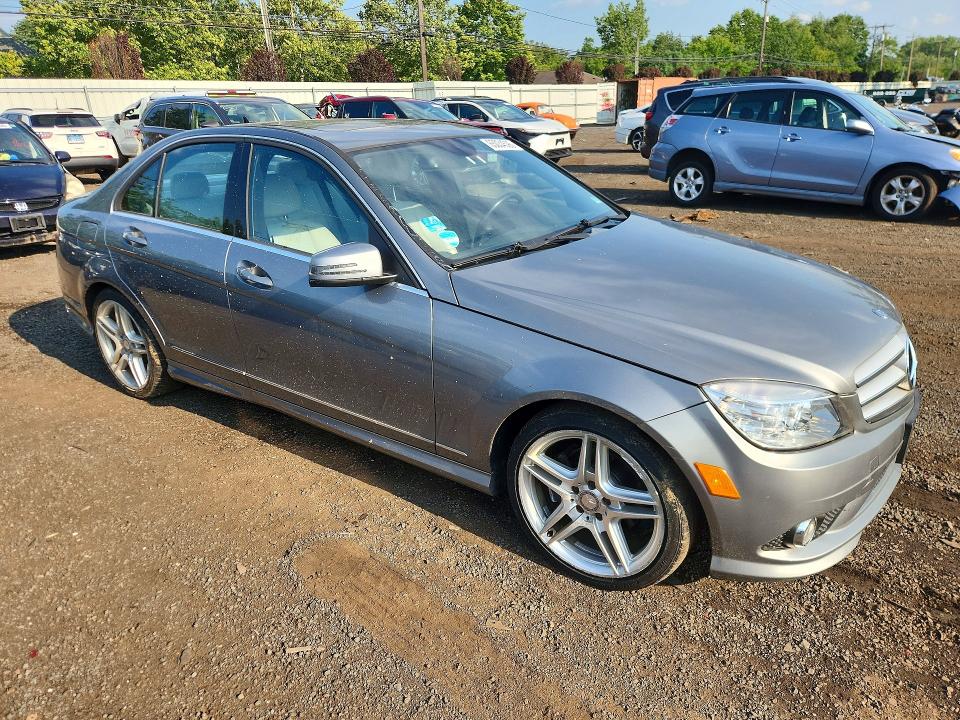 2010 Mercedes-benz C class VIN WDDGF8BB2AR128057 COPART salvage auction — MECHANICAL, CT - CERTIFICATE OF TITLE, sold $550 on 2026-08-24 (photo 4)
