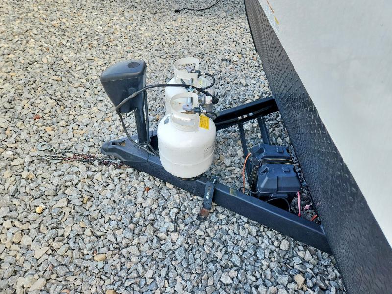 2023 Forest river Puma VIN 4X4TPUH2XPP098035 COPART salvage auction — UNDERCARRIAGE, KY - CERT OF TITLE-SALVAGE, sold $8,900 on 2026-09-17 (photo 7)