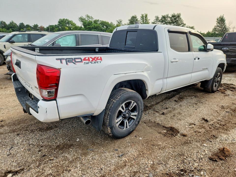 2017 Toyota Tacoma VIN 3TMDZ5BN4HM021293 COPART salvage auction — SIDE, Salvage Title, sold $12,600 on 2026-10-13 (photo 3)