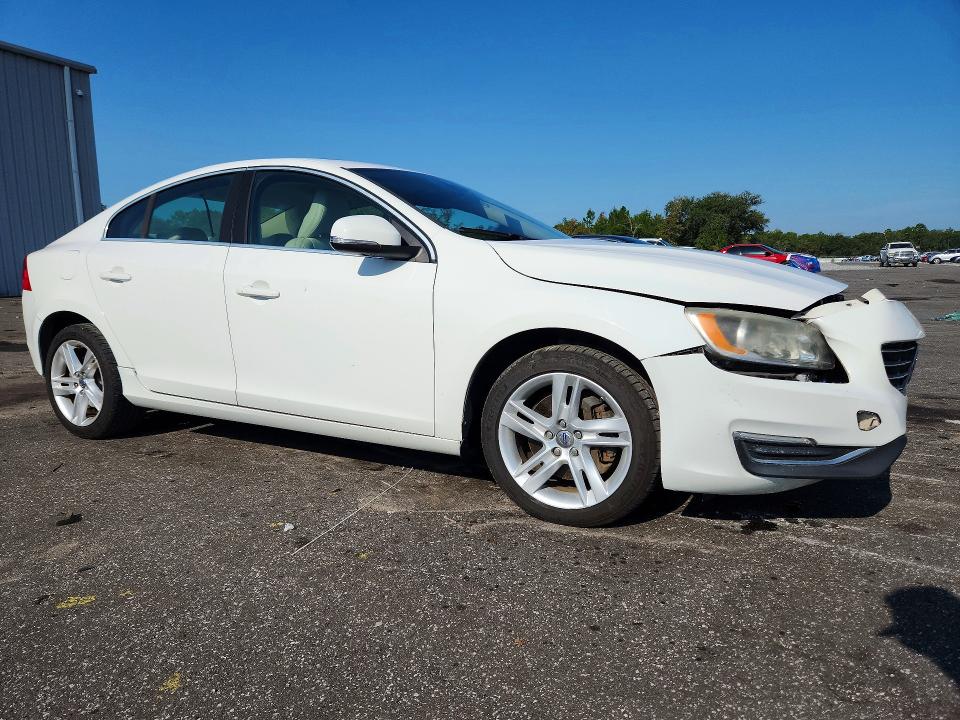 2014 Volvo S60 VIN YV1612FHXE2271380 COPART salvage auction — FRONT END, Fl - Cert Of Title Slvg Rebuildable, sold $750 on 2026-08-24 (photo 4)