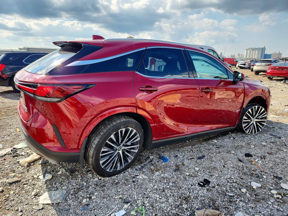 2025 Lexus VIN 2T2BAMCA0SC096976 COPART salvage auction — SIDE, Il - Salvage Certificate, sold $21,200 on 2026-09-16 (photo 3)