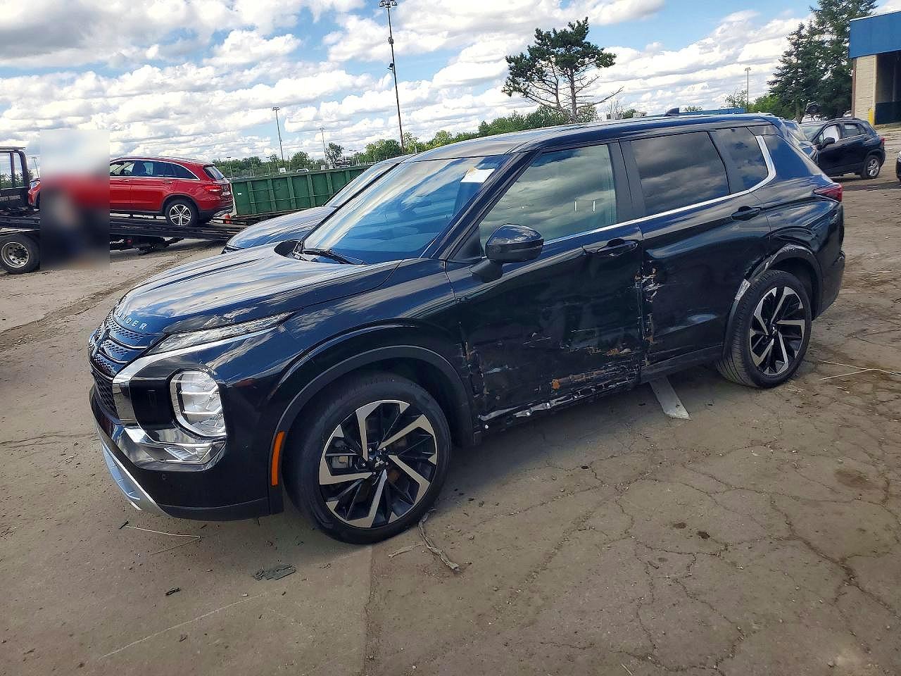 2024 Mitsubishi Outlander VIN JA4J4VA88RZ066180 — COPART salvage auction photo