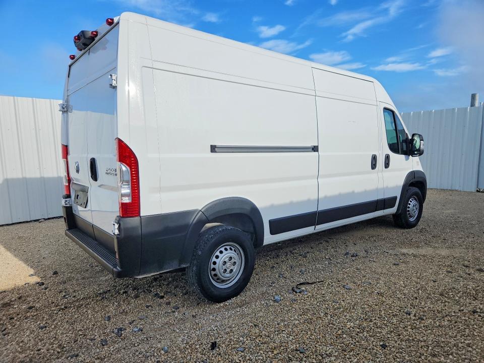 2025 Ram Promaster 2500 VIN 3C6LRVDG2SE507202 COPART salvage auction — MINOR DENT/SCRATCHES, Fl - Certificate Of Title (P), sold $21,000 on 2026-08-26 (photo 3)