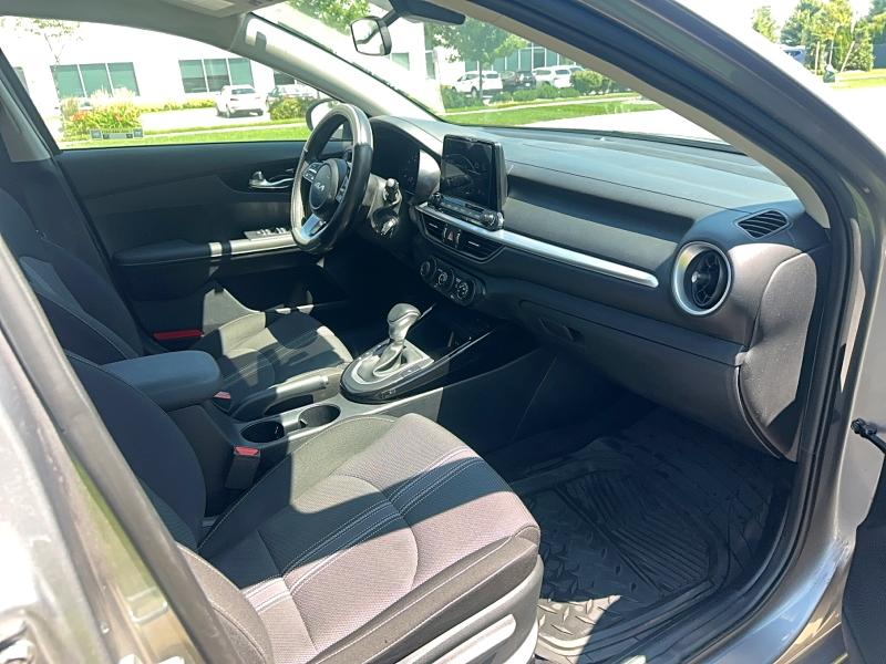 2024 Kia Forte VIN 3KPF34AD1RE835331 COPART salvage auction — MINOR DENT/SCRATCHES, Salvage Title, sold $13,500 on 2026-08-13 (photo 5)