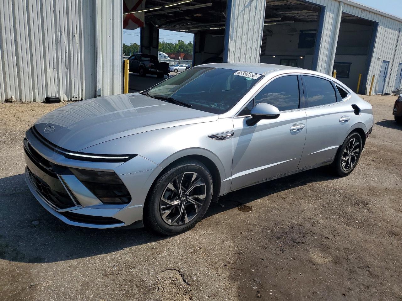 2025 Hyundai Sonata VIN KMHL64JA4SA435672 — COPART salvage auction photo