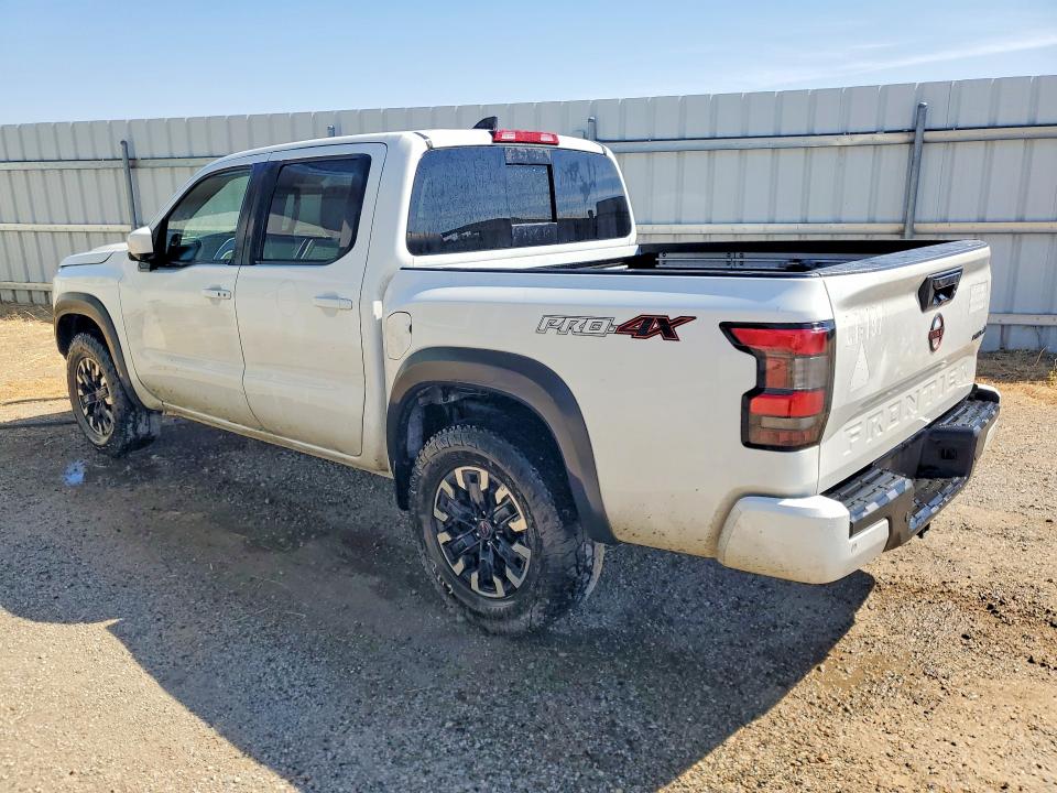 2024 Nissan Navara (frontier) VIN 1N6ED1EK1RN637034 COPART salvage auction — MINOR DENT/SCRATCHES, Ca - Certificate Of Title (P), sold $22,400 on 2026-08-19 (photo 2)