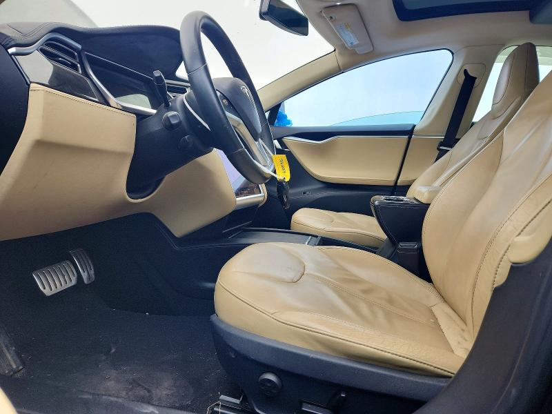 2013 Tesla Model s VIN 5YJSA1CP4DFP25743 COPART salvage auction — MINOR DENT/SCRATCHES, CA - CERTIFICATE OF TITLE, sold $2,200 on 2026-09-08 (photo 7)