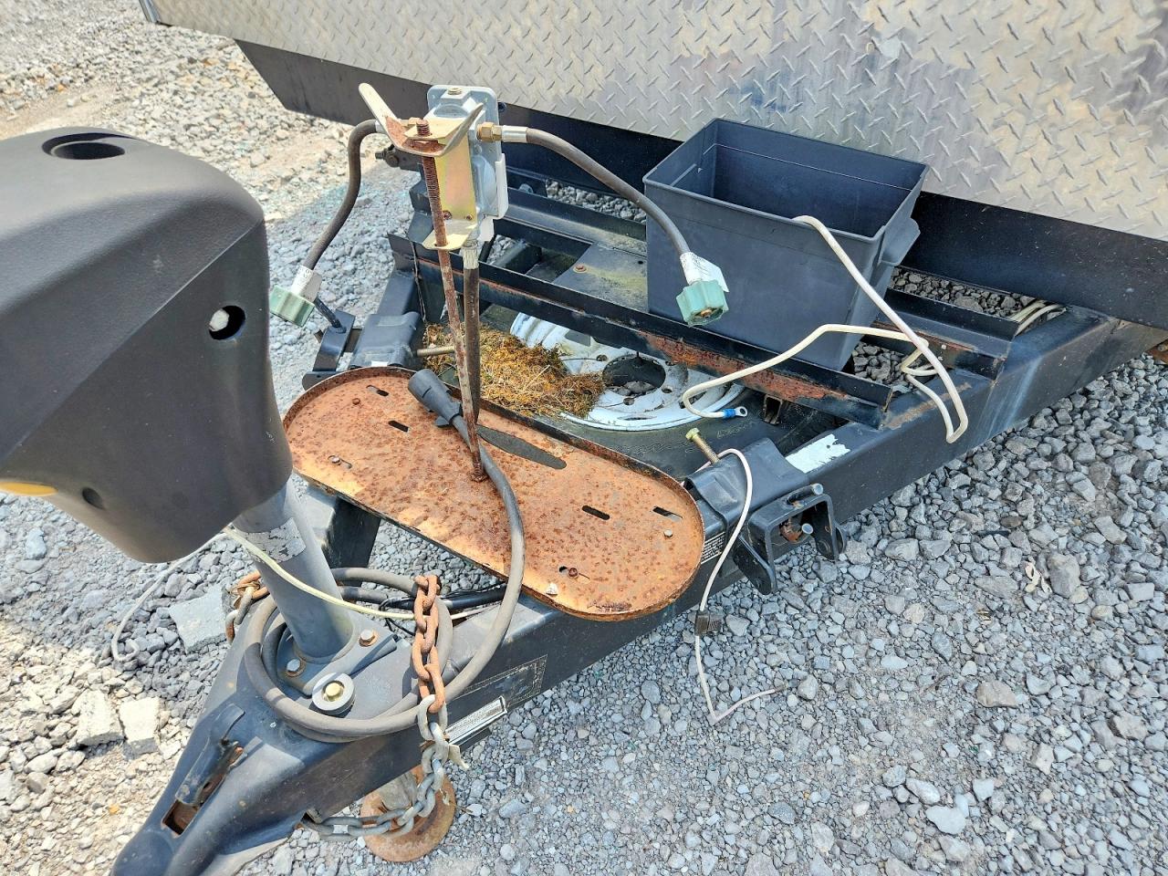 2011 Coachman Trailers VIN 5ZT2FEVB1BA004844 COPART salvage auction — Top/Roof, NY - CERTIFICATE OF TITLE, sold $20 on 2026-09-14 (photo 7)