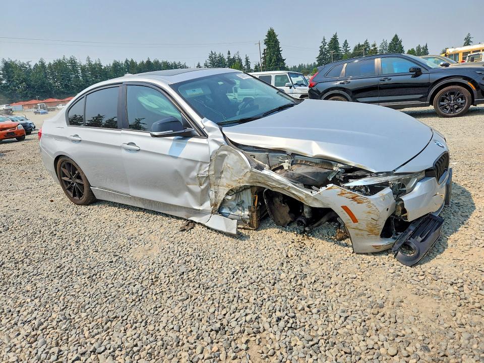2018 BMW 3 series VIN WBA8E5G56JNV01754 COPART salvage auction — FRONT END, WA - BILL OF SALE, sold $1,300 on 2026-08-14 (photo 4)
