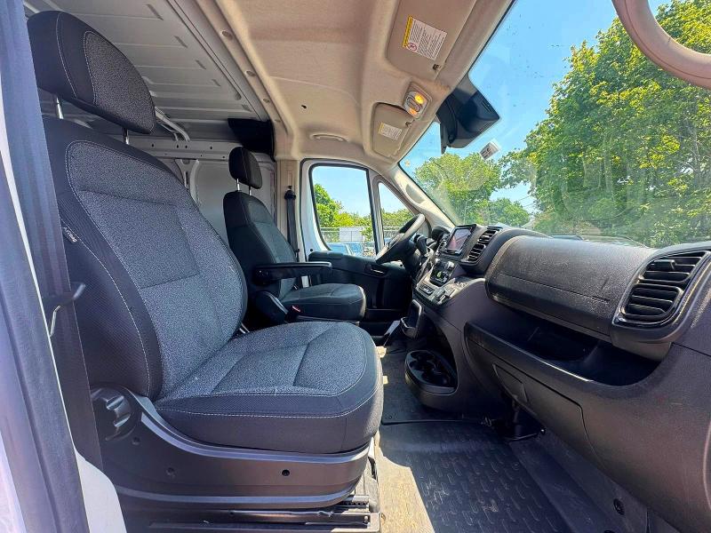 2022 Ram Promaster 3500 VIN 3C6MRVWG7NE120943 COPART salvage auction — NORMAL WEAR, NY - CERTIFICATE OF TITLE (P), sold $7,400 on 2026-10-02 (photo 5)
