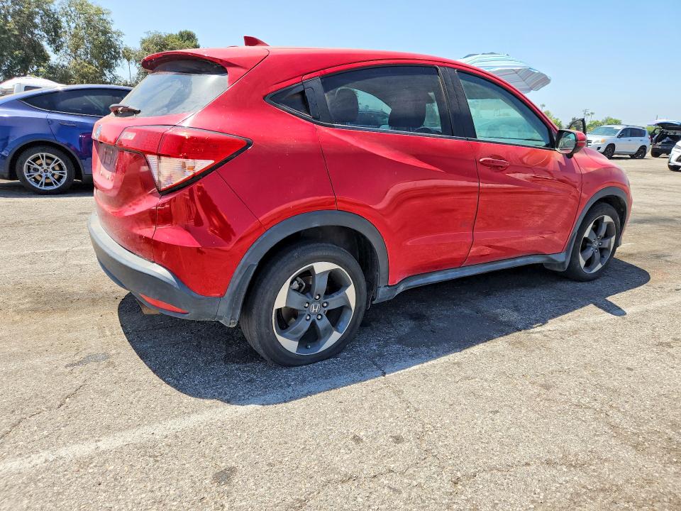 2018 Honda Hr-v VIN 3CZRU5H55JM716278 COPART salvage auction — MINOR DENT/SCRATCHES, Ca - Dis/Dlr/Exp Only Clean Title, sold $2,500 on 2026-08-07 (photo 3)