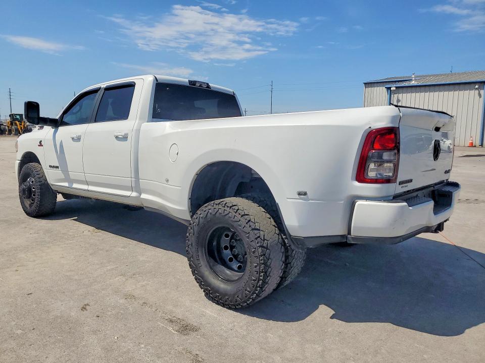 2022 Ram 3500 VIN 3C63RRHLXNG133638 COPART salvage auction — REAR END, Ok - Certificate Of Title, sold $25,750 on 2026-09-03 (photo 2)