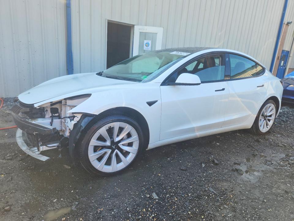 2022 Tesla Model 3 VIN 5YJ3E1EA2NF368971 — COPART salvage auction photo